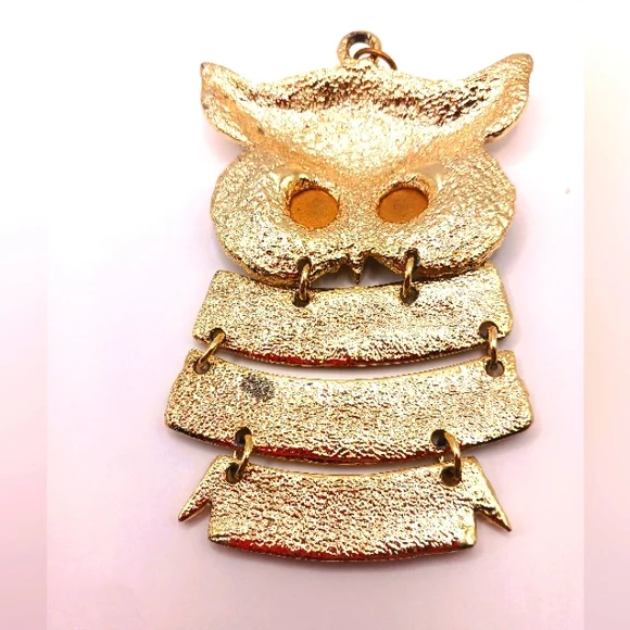 Gold Tone Owl Pendant Large with Green Stones Vintage 3 Tier - Picture 5 of 7